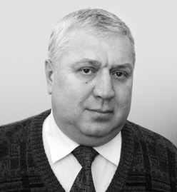 Алексей Петров